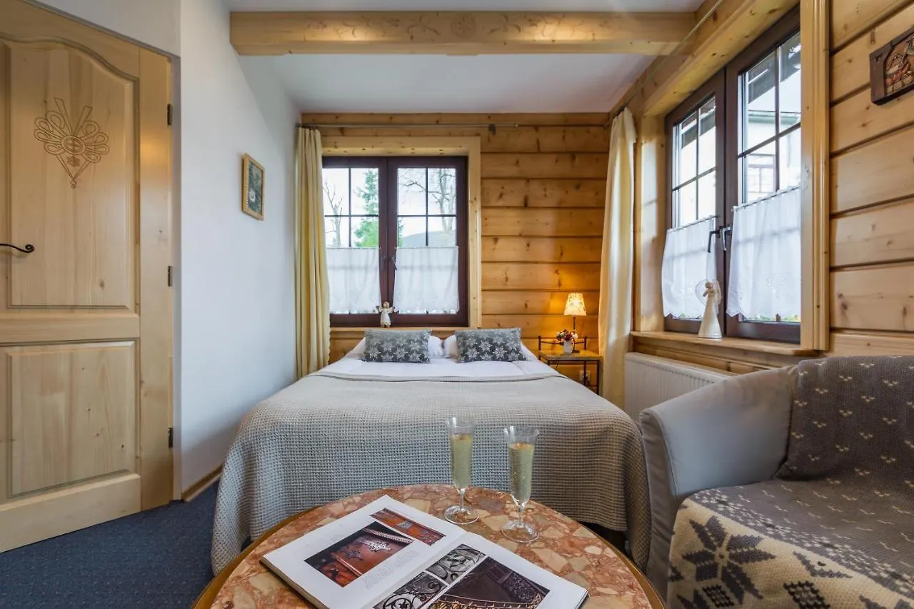 Pokoje i Apartamenty Centrum - Willa Bajeczka Zakopane 0*,  Polska