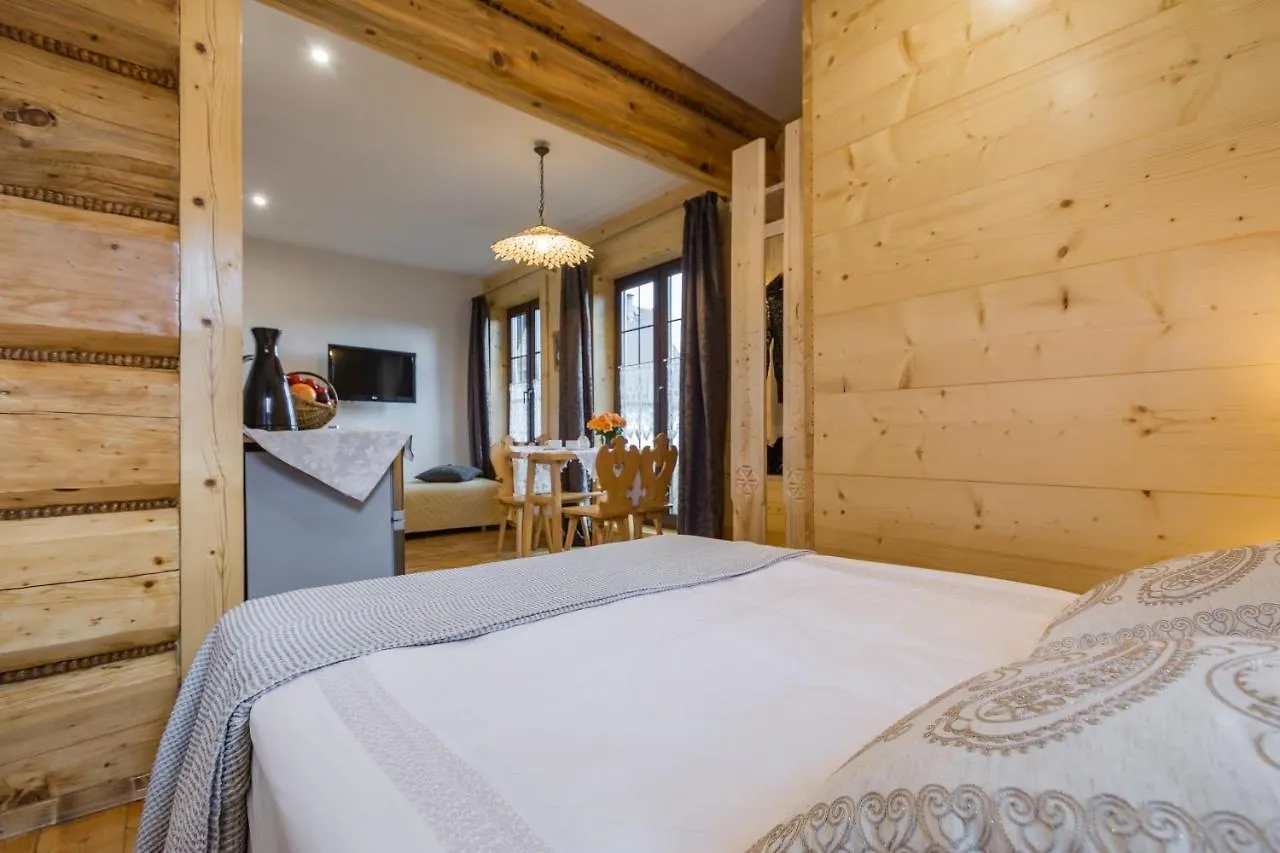 Pokoje i Apartamenty Centrum - Willa Bajeczka Zakopane 0*,
