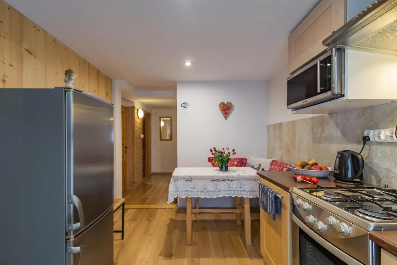 Pokoje i Apartamenty Centrum - Willa Bajeczka Zakopane